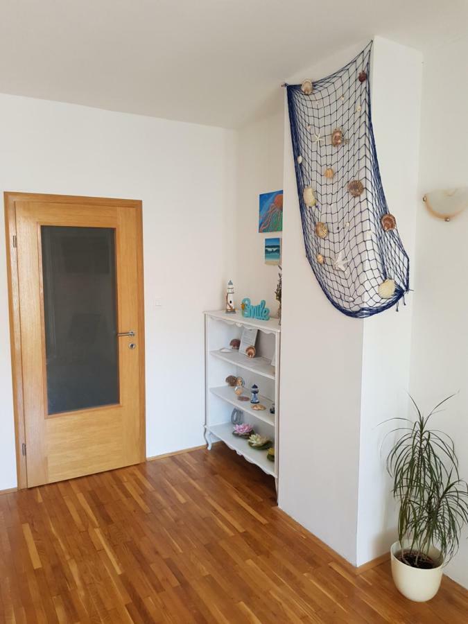 Apartment Doris Kostrena Ngoại thất bức ảnh